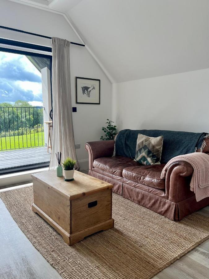 The Loft Studio Apartment - Above Detached New Build Garage Llanymynech Exterior foto